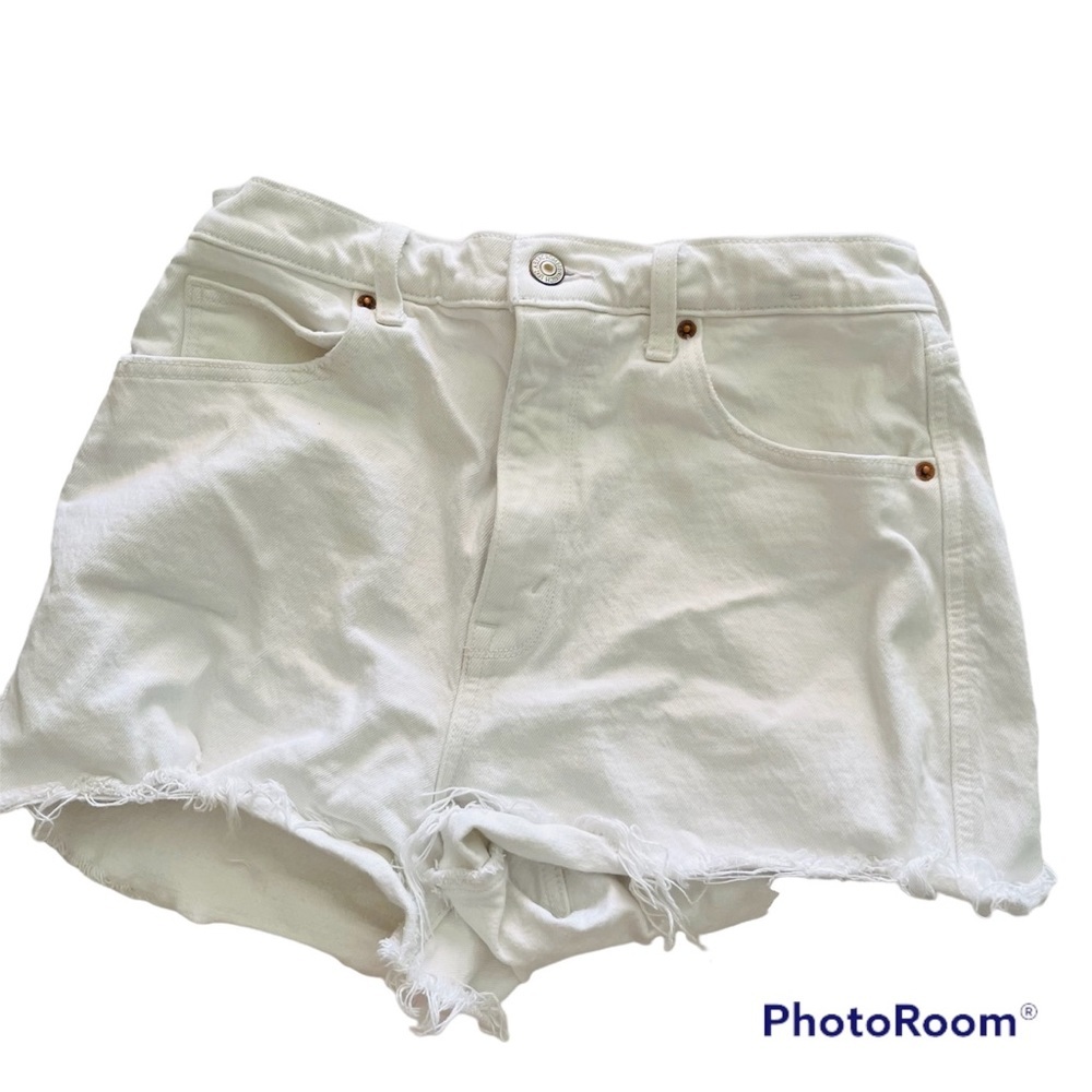 Hollister White Denim high waisted Mom Jean Shorts 29/8